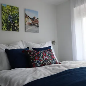 Natali Apartmanhaz Eger