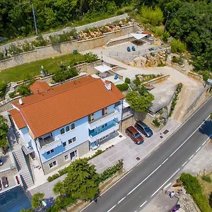 Gea , Mošćenička Draga Horvátország